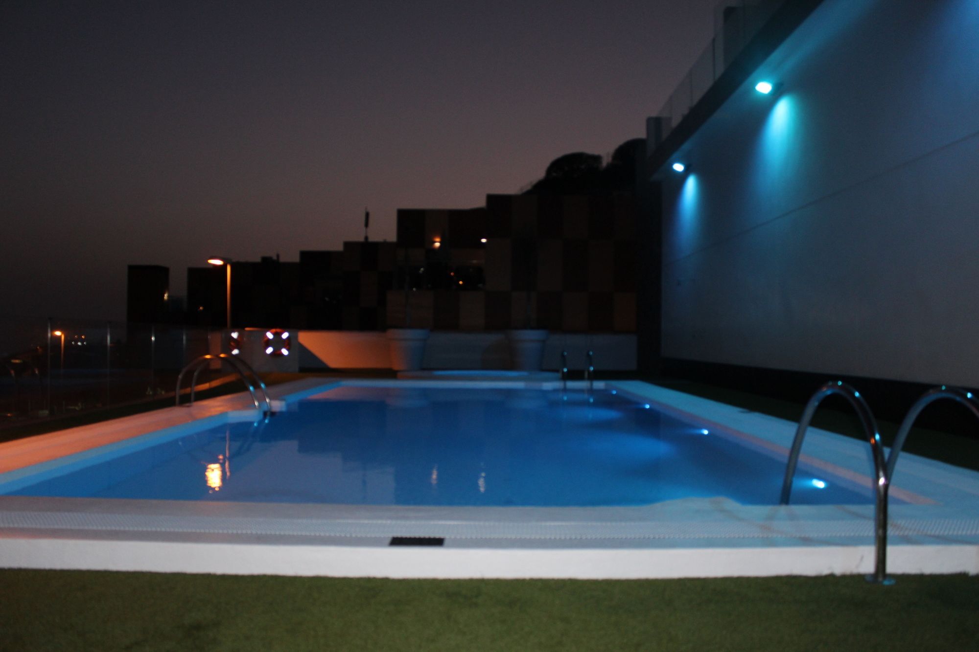 Beyond Amadores C&H Suite Bagian luar foto